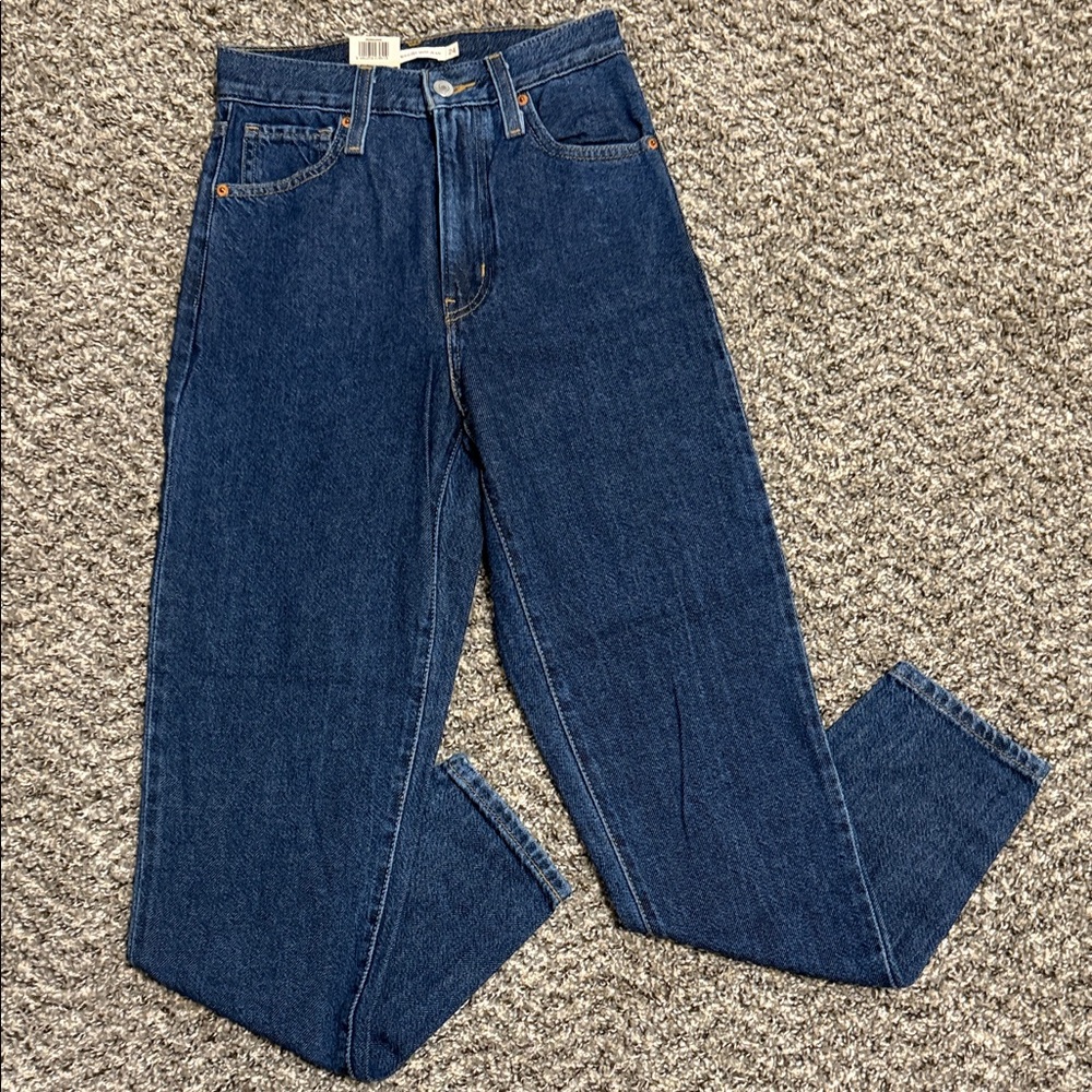 Levi’s High Waisted Mom Jeans
